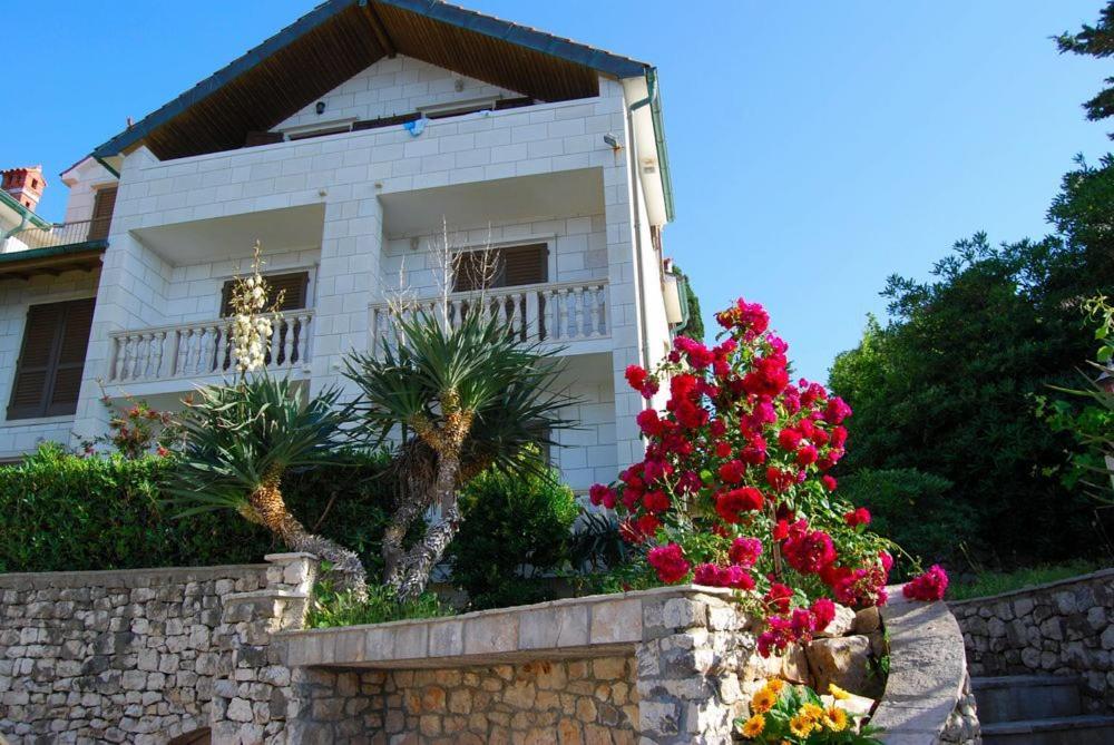 Apartmenthaus Punta **** Splitska Zewnętrze zdjęcie