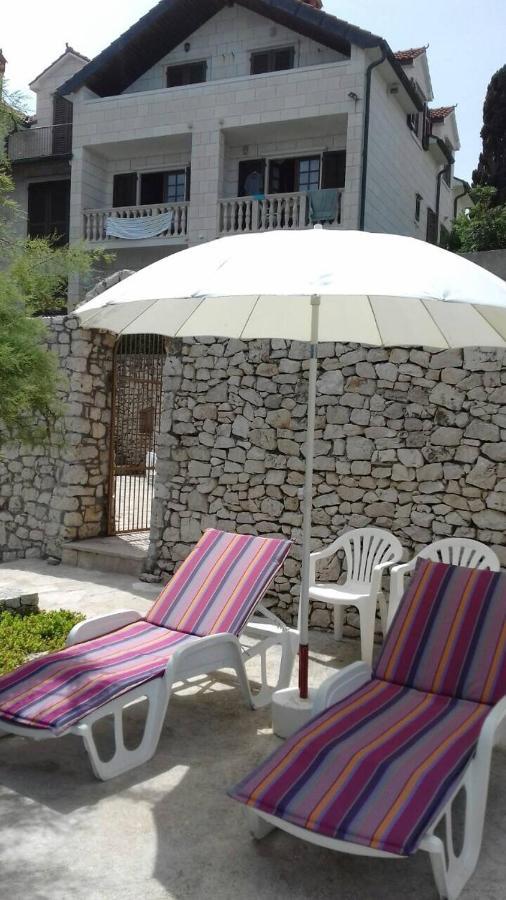 Apartmenthaus Punta **** Splitska Zewnętrze zdjęcie