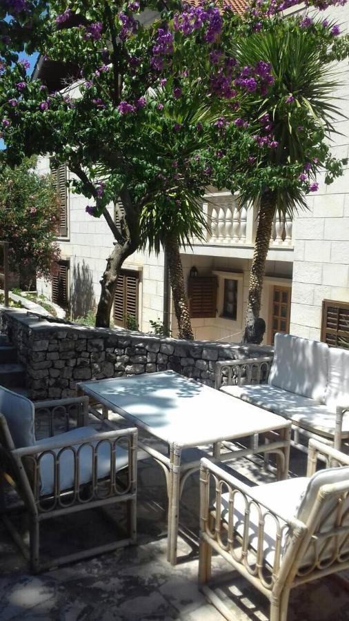 Apartmenthaus Punta **** Splitska Zewnętrze zdjęcie