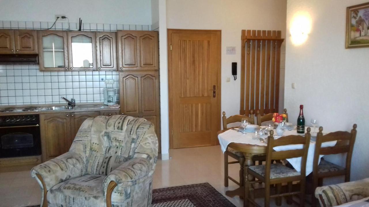 Apartmenthaus Punta **** Splitska Zewnętrze zdjęcie