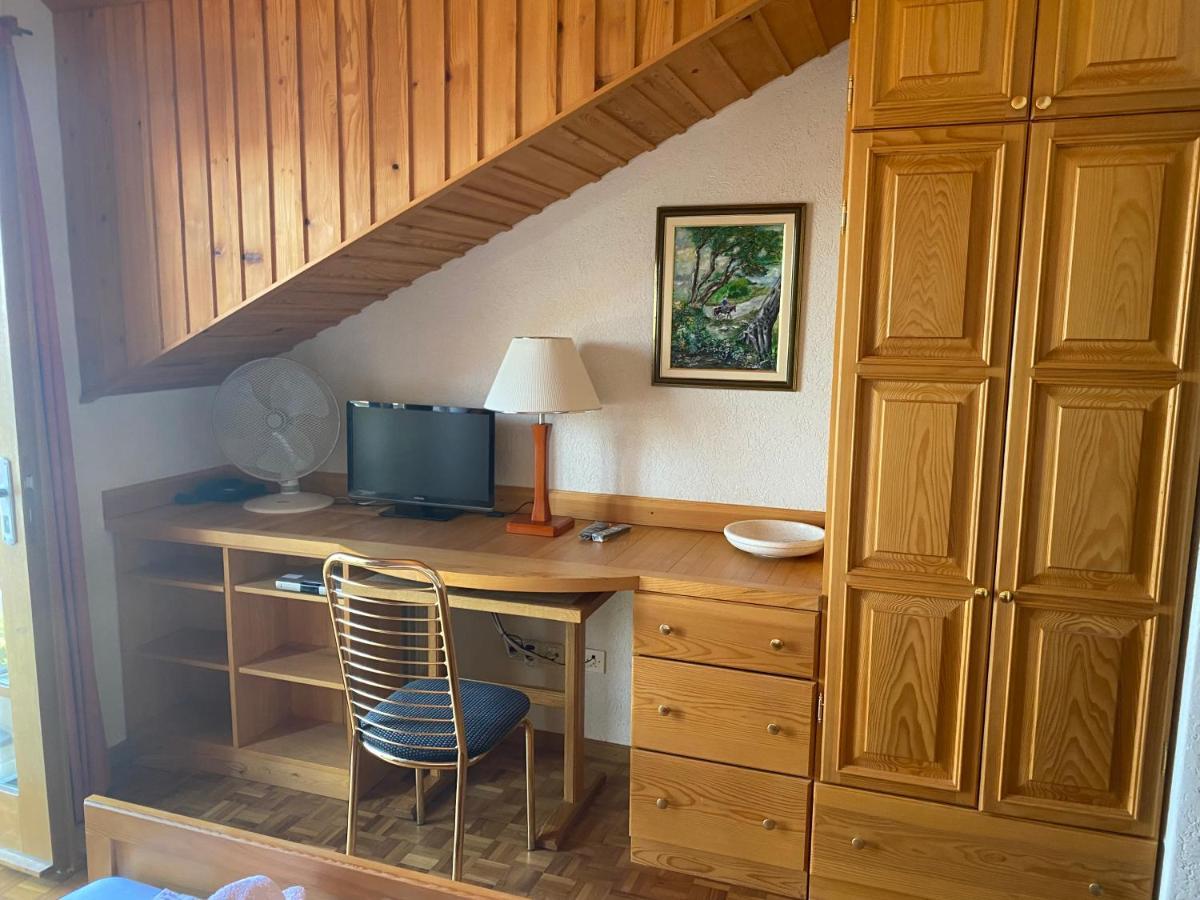 Apartmenthaus Punta **** Splitska Zewnętrze zdjęcie